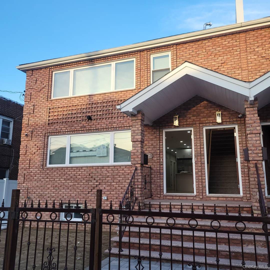 Welcome to this impressive multi family investment opportunity located in the heart of Far Rockaway !