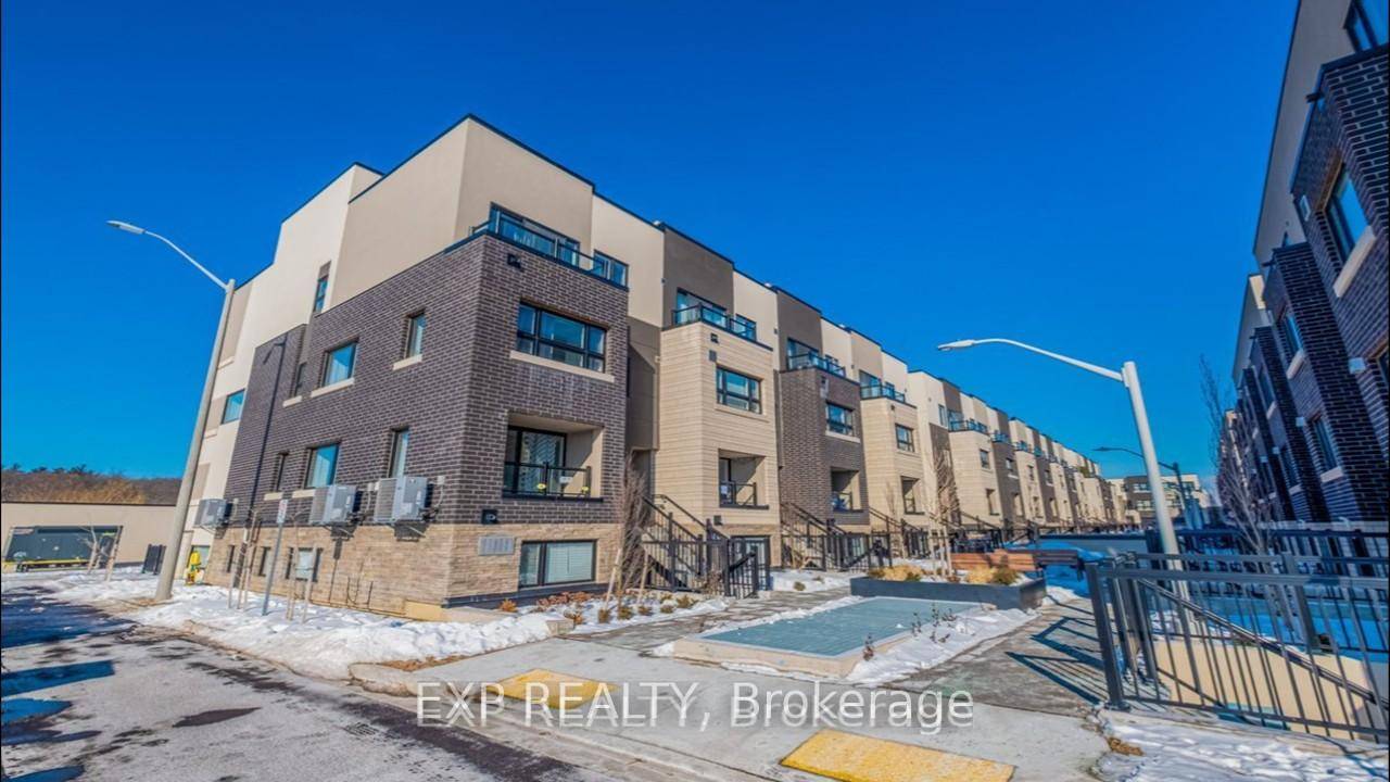 Welcome to this stunning corner unit modern townhouse nestled in one of Burlington's most coveted pockets on Cooke Boulevard in vibrant Aldershot LaSalle.