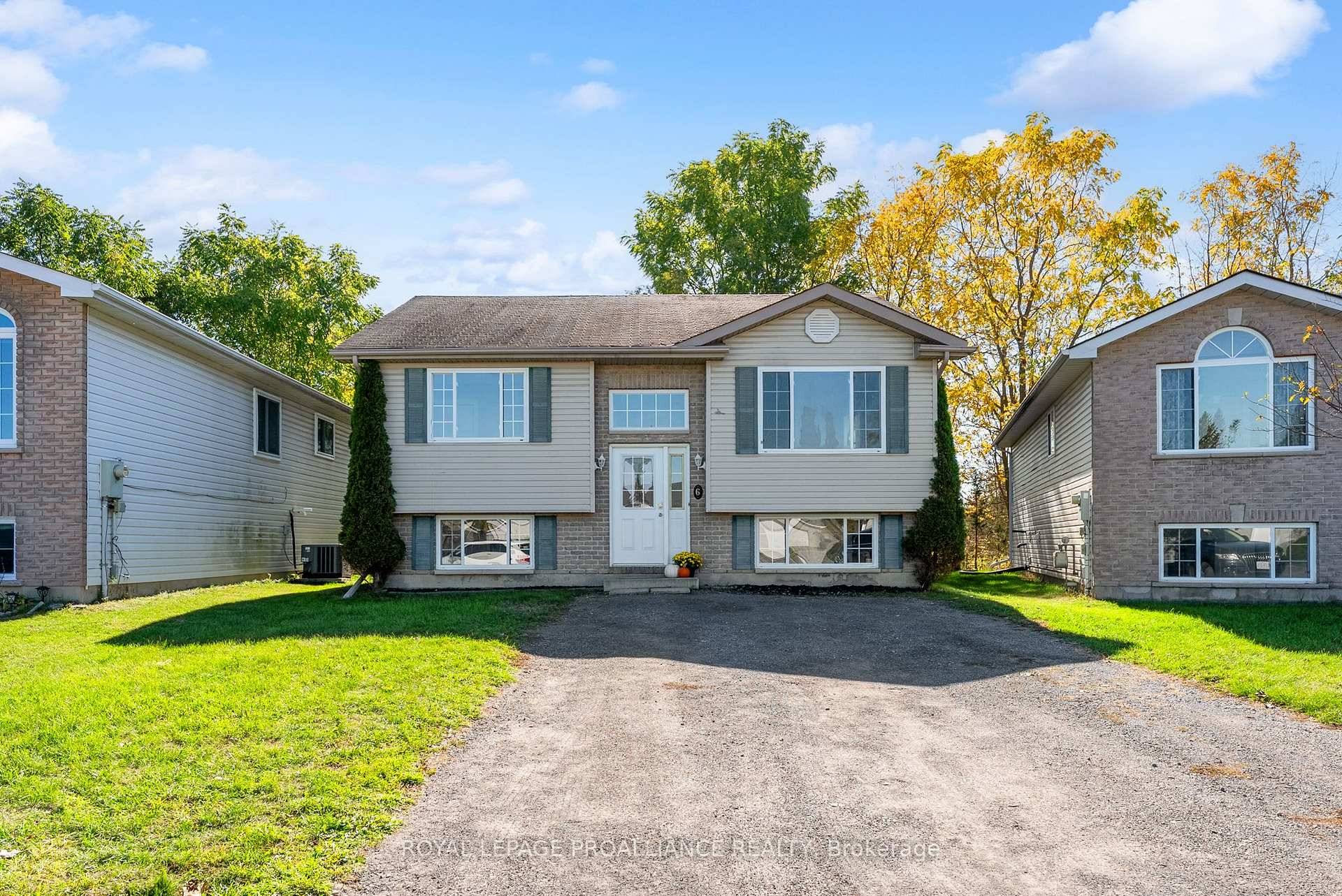 Welcome to this beautifully maintained raised bungalow, tucked away on a quiet cul de sac with no rear neighbours, offering privacy, peace, and plenty of space for family living.