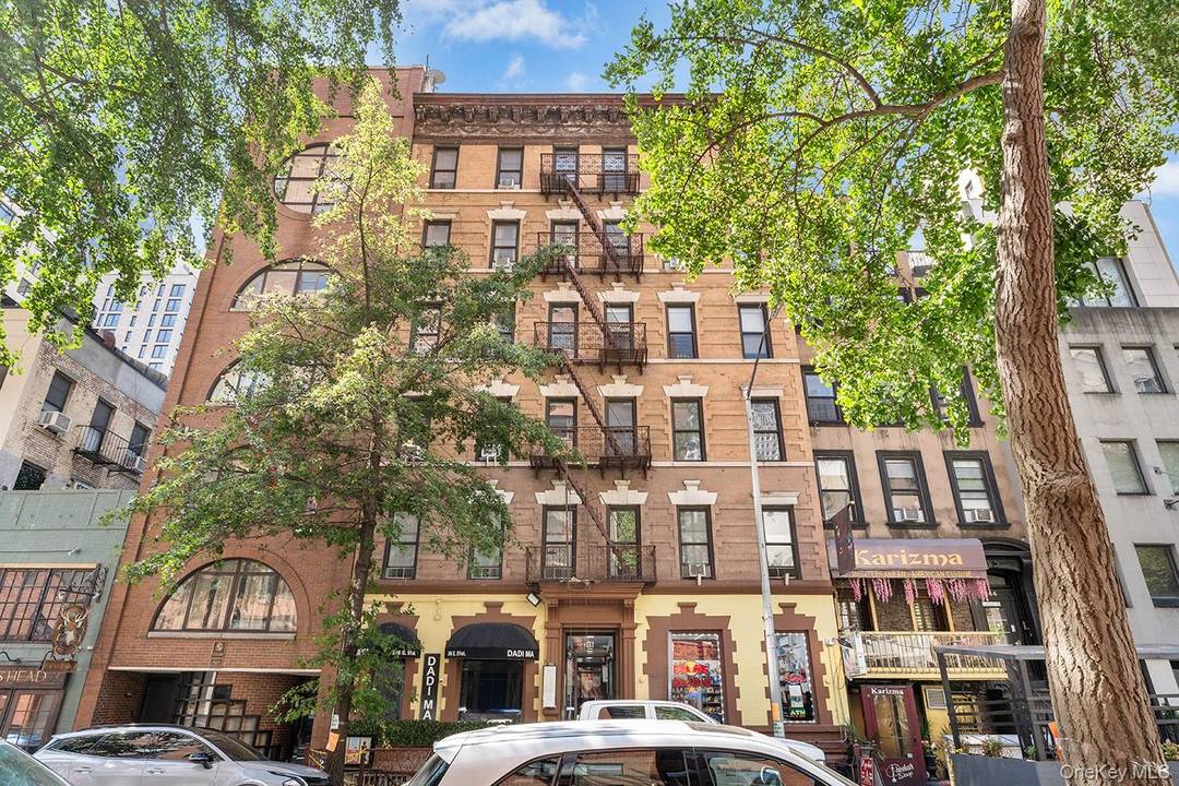 This charming two bedroom, one bath co op is located in the heart of Midtown East at 246 East 51st Street.