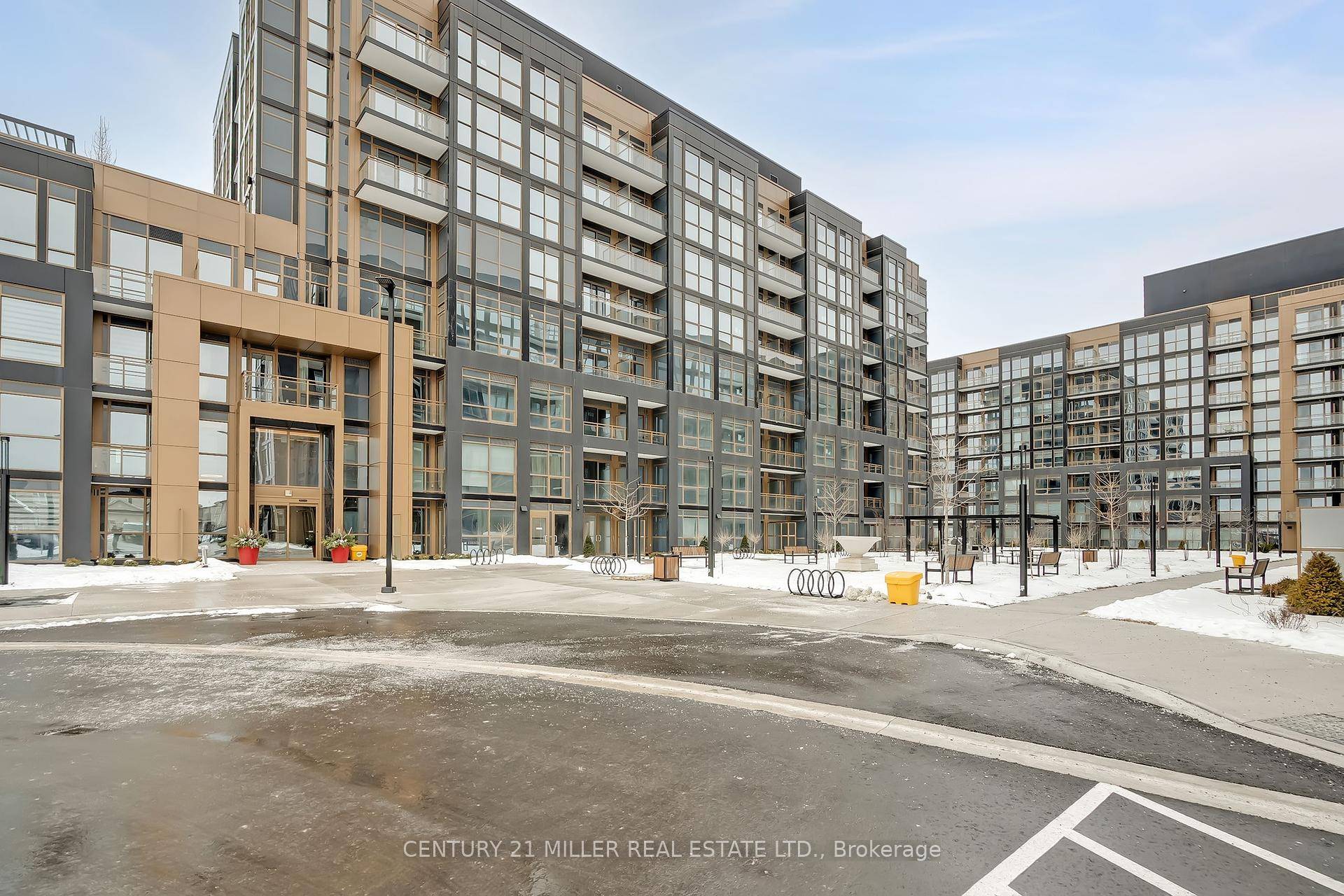 Brand new NUVO one bedroom plus den condo unit built by Fernbrook for lease.