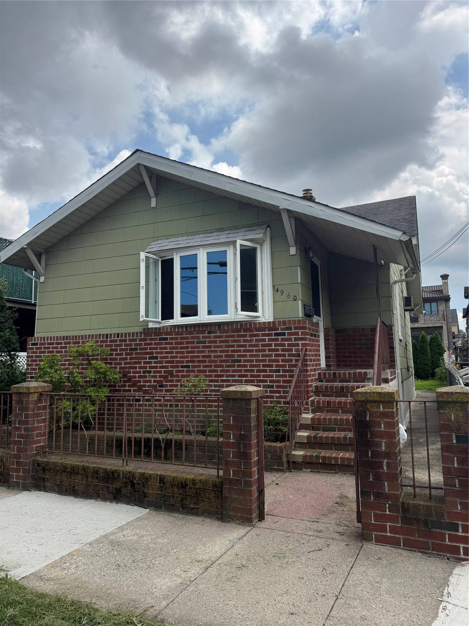 Rare Development Opportunity in Prime Location !