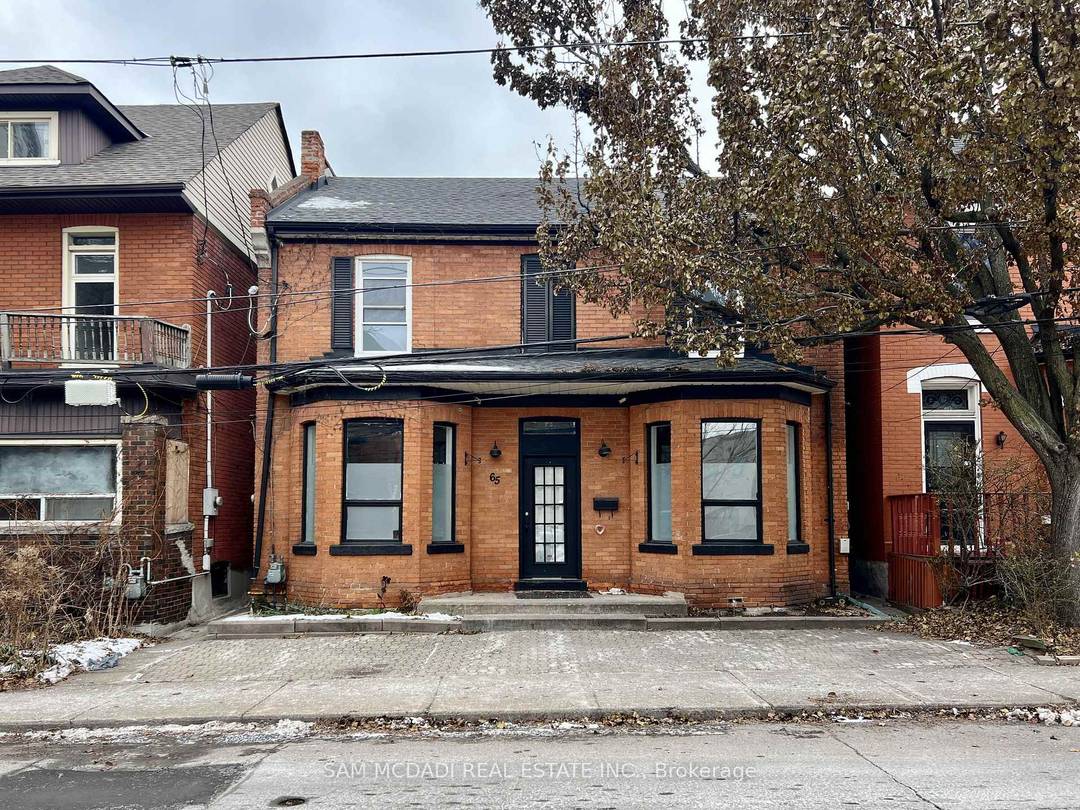 Rare investment opportunity in downtown Hamilton !