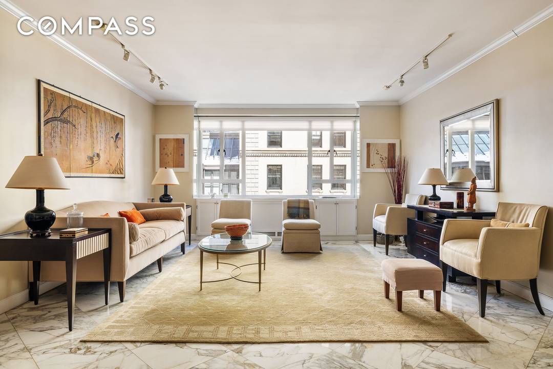 Elegant and Spacious 5 Room Residence in Prime Upper East Side Location Apartment 4A is a stunning and pristine 5 room home which faces north, south and east in Cumberland ...