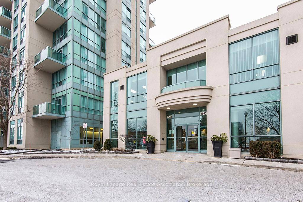 FULLY FURNISHED Luxury Executive Rental All Inclusive !