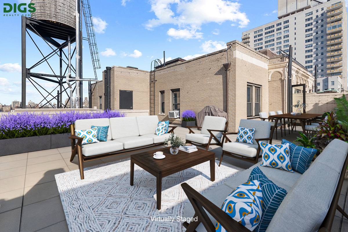 Pre war Penthouse with Sweeping Private Terrace and Unobstructed Southern ViewsThis beautiful 1br 1ba penthouse embodies all the charm and elegance of pre war New York City.