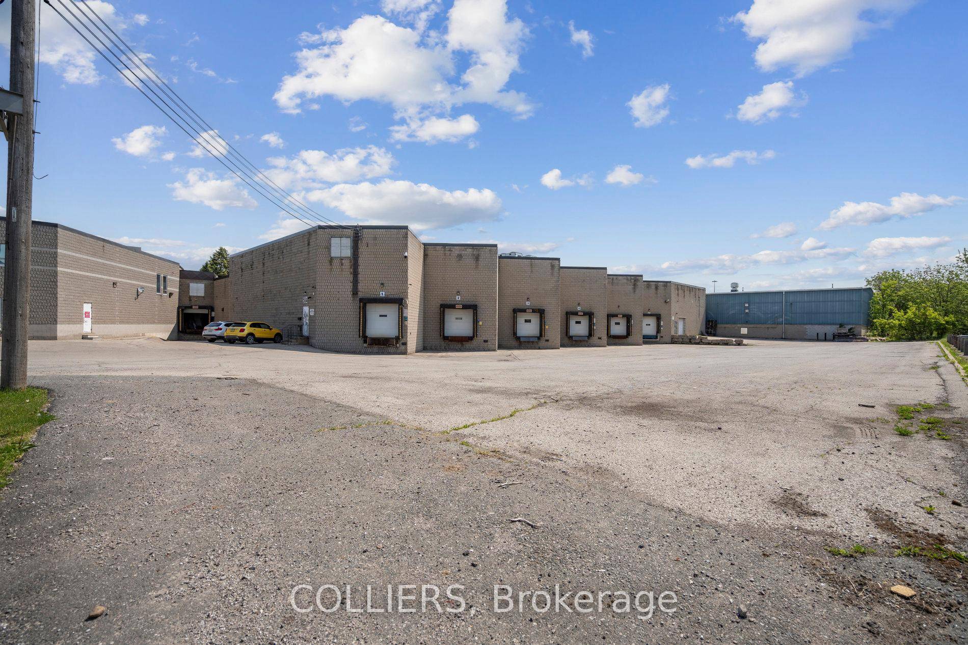 Opportunity to acquire a 41, 154 SF industrial building near the junction of the QEW, Red Hill Pkwy, and Centennial Pkwy.