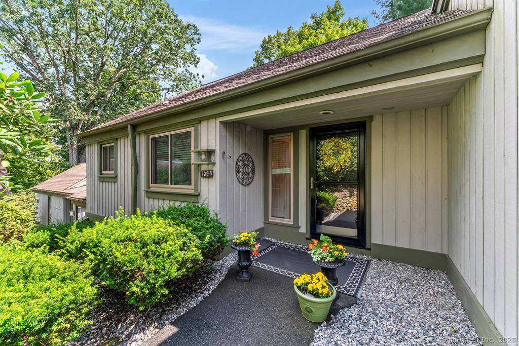 Highly sought after 55 community called Heritage village.