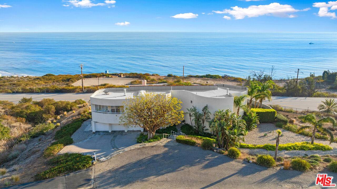 32215   Pacific Coast Hwy 4BR Malibu La