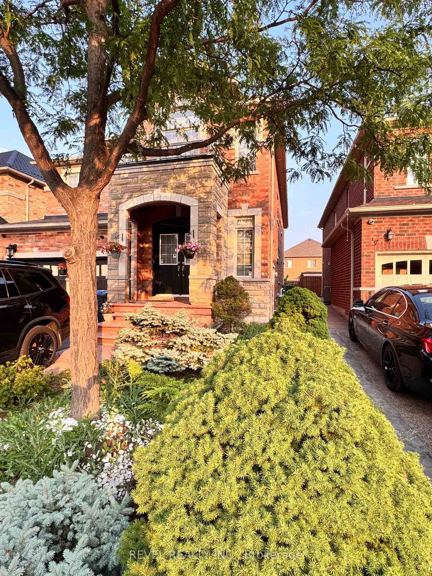 Spacious and bright brand new, never lived in legal basement apartment offering over 1, 000 sq.