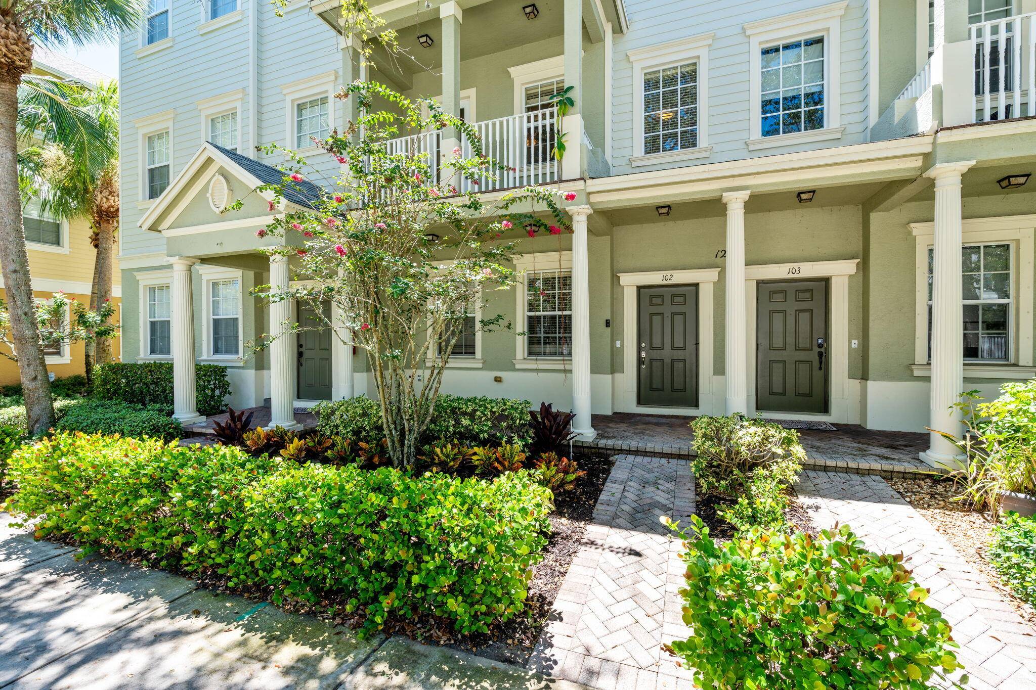 Welcome to this spacious 2 Bed DEN, 2 full bath 2 half bath townhome style condominium located in the desirable Sandpiper Cove at Botanica community in Abacoa.