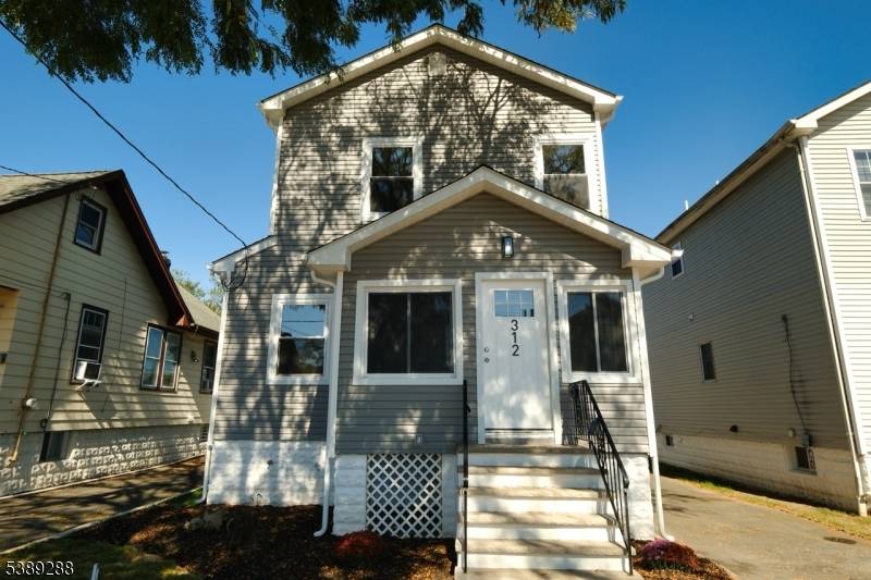 FULLY RENOVATED ! Luxurious 3 bedroom home with master suite with private full bath and walk in closet, huge closets open concept 1st floor, large back yard, all new central ...