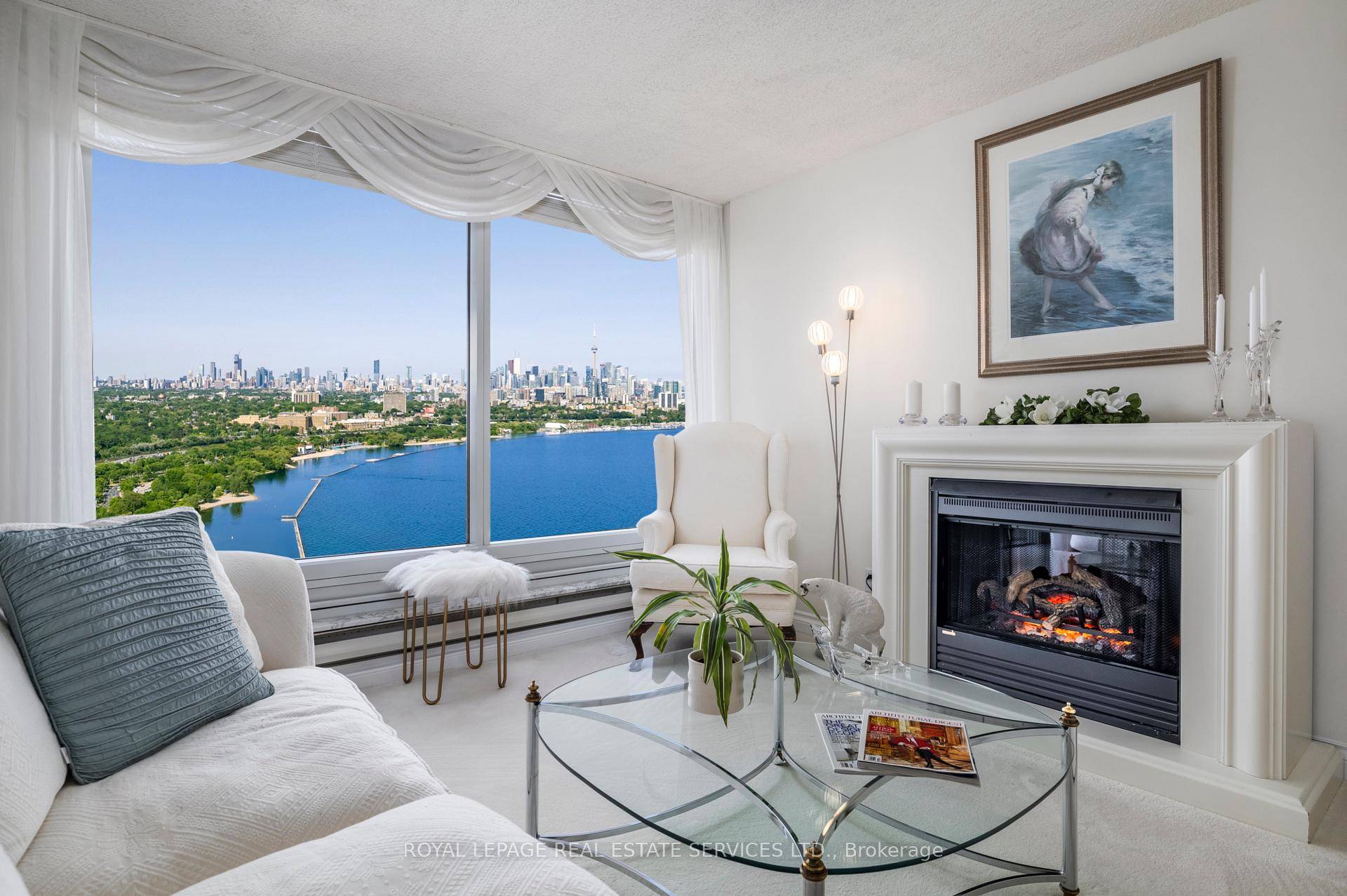 Suite 4302 is an immaculate condominium residence, with approximately 1, 186 square feet of luxury living space, 2 bedrooms, and immersive views of the lake, the city skyline, and High ...