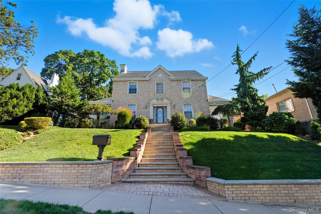 Welcome to 255 10 Iowa Road A Little Neck Gem.