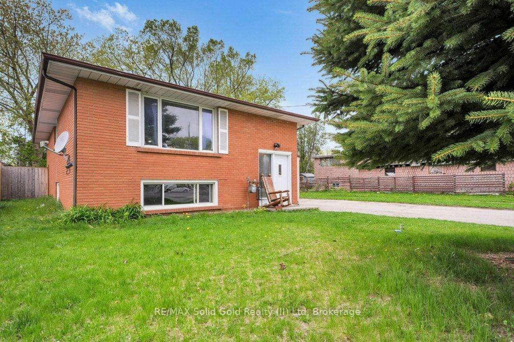 Welcome to this exceptional duplex located in the heart of East Kitchener.