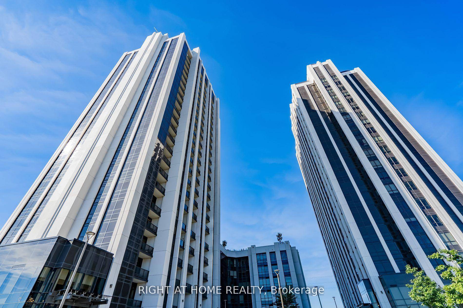 Exceptional opportunity to lease one of the largest and most desirable floor plans in the prestigious Park Avenue Place !
