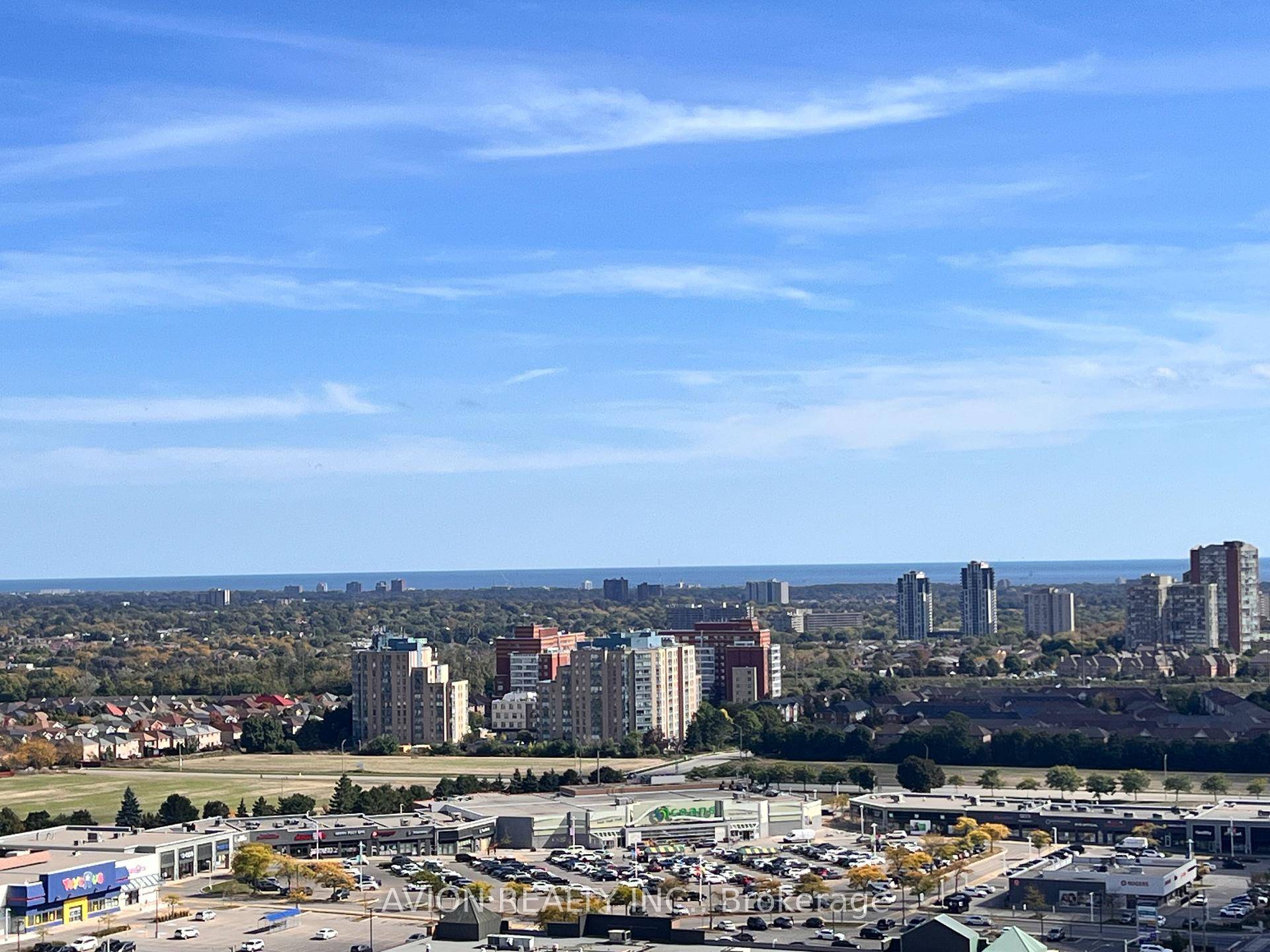 Brand New Luxury Condo with South Facing Lake View 1 Bedroom DenWelcome to this brand new, never lived in luxury condominium offering a bright south exposure with unobstructed lake views.