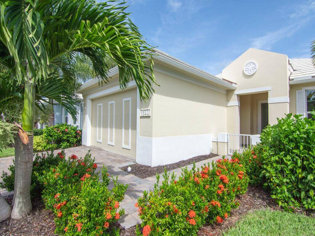 Welcome to your beautifully crafted, freshly painted, move in ready 2021 GHO Suffolk model home !