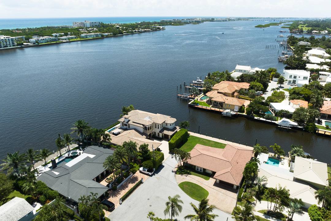 Experience direct Intracoastal living unprecedented privacy featuring 325' of waterfront 200' of dock 15 min to downtown, Worth Ave PBI Offering both a primary secondary residence with a combined 8300 ...