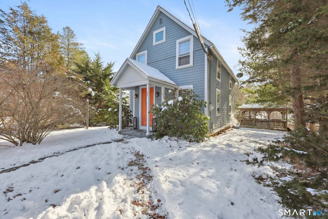 Welcome to this charming 2 bedroom Colonial located in the heart of Madison !