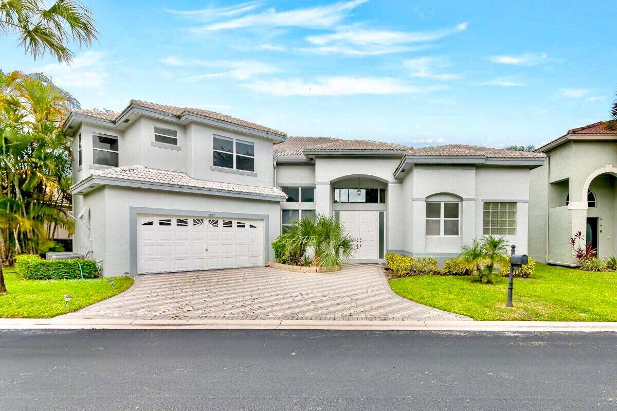 Beautifully remodeled in 2021, light and bright, Stunning 5 Bedroom 3.