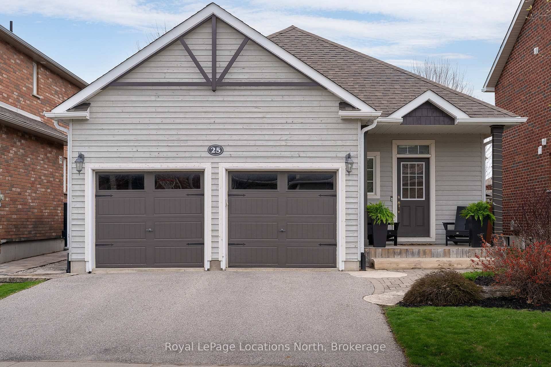 Situated on a picturesque street in the sought after Mountaincroft community, this exceptional 2500 sq ft total bungalow offers turn key living at its finest.