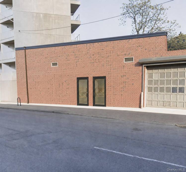 Discover prime commercial units for rent in downtown Brooklyn.