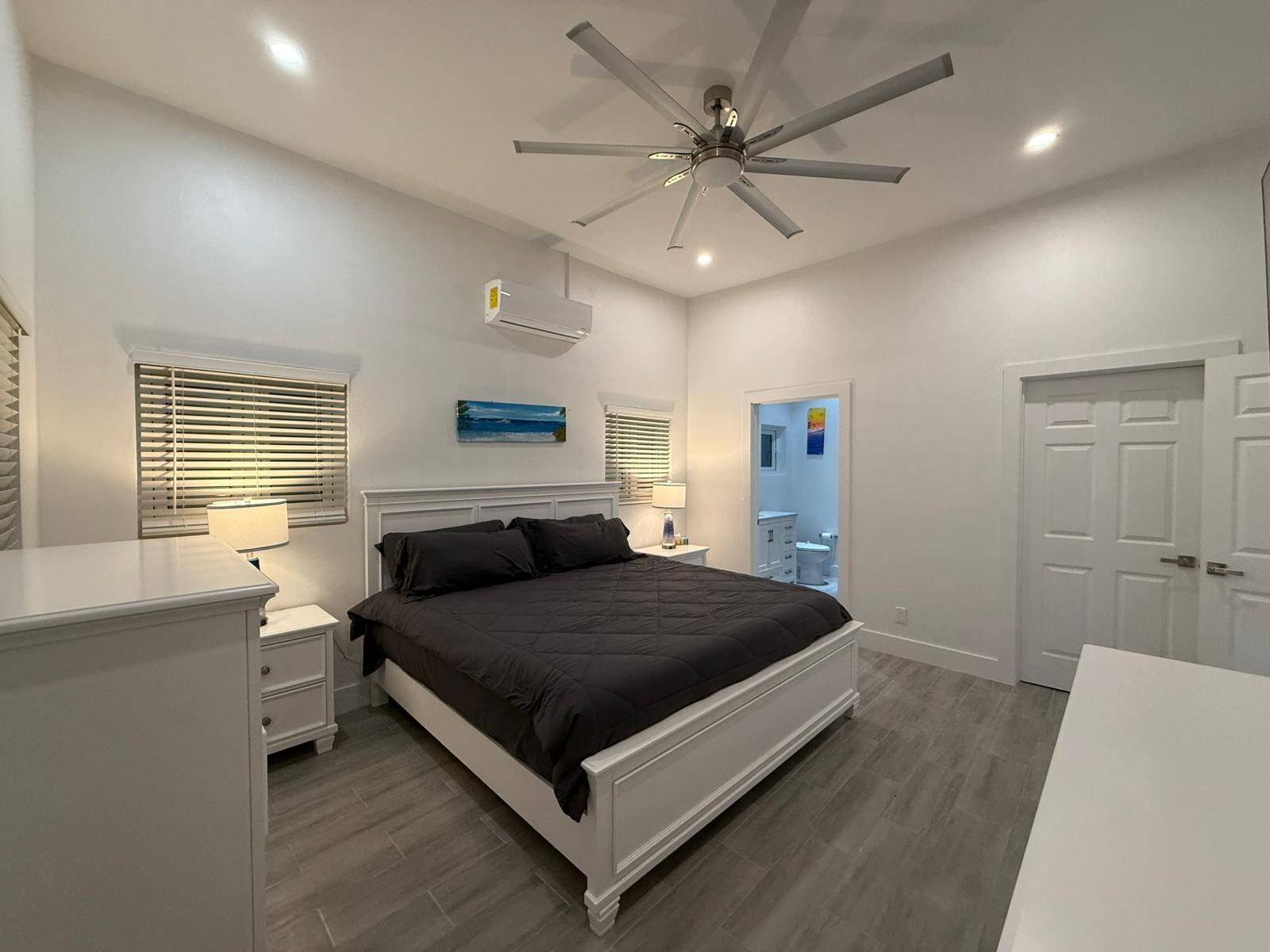 KINGFISH ROAD Half Duplex New-Providence