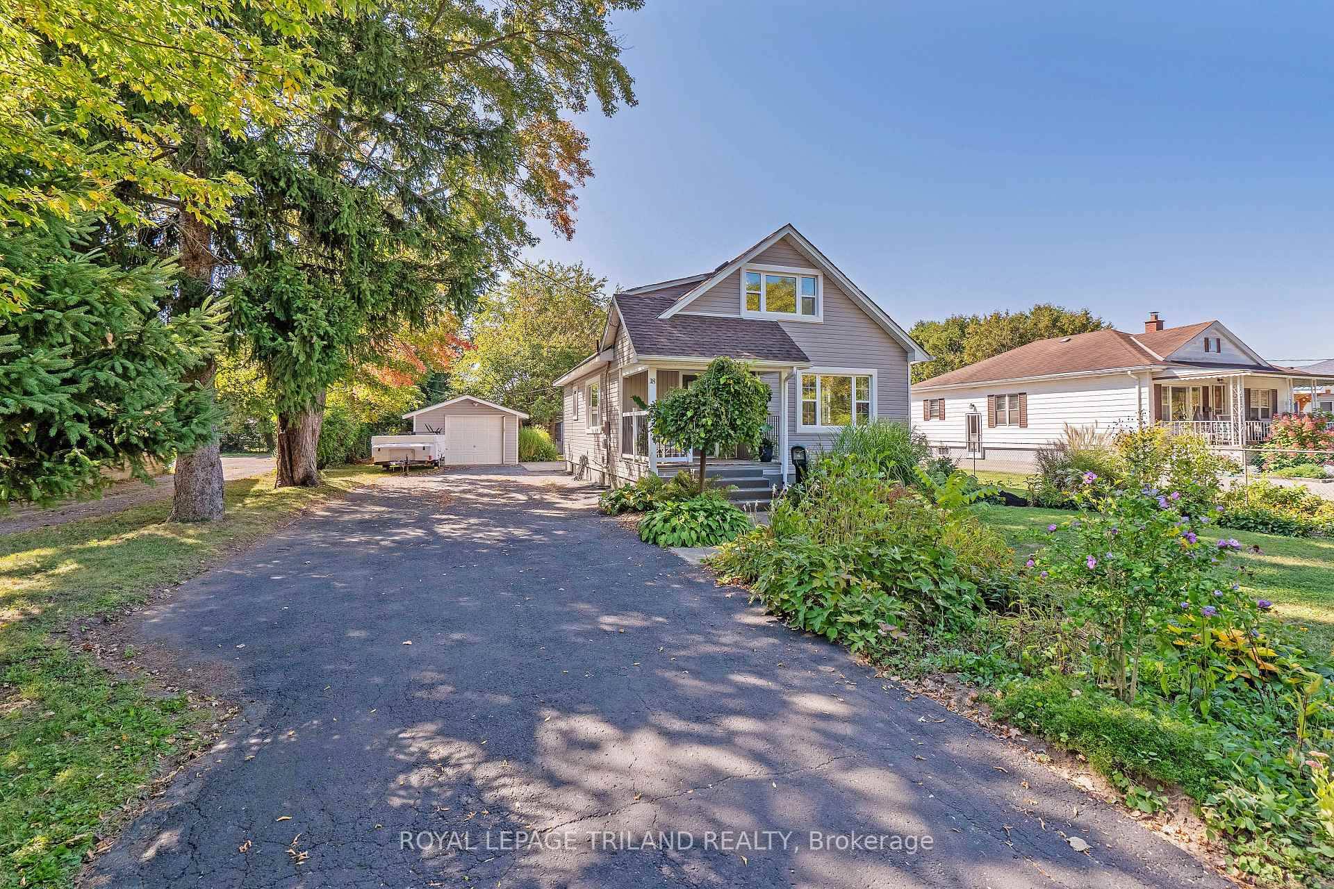 Don't be fooled by appearances This home is more spacious than it looks amp ; extremely functional !