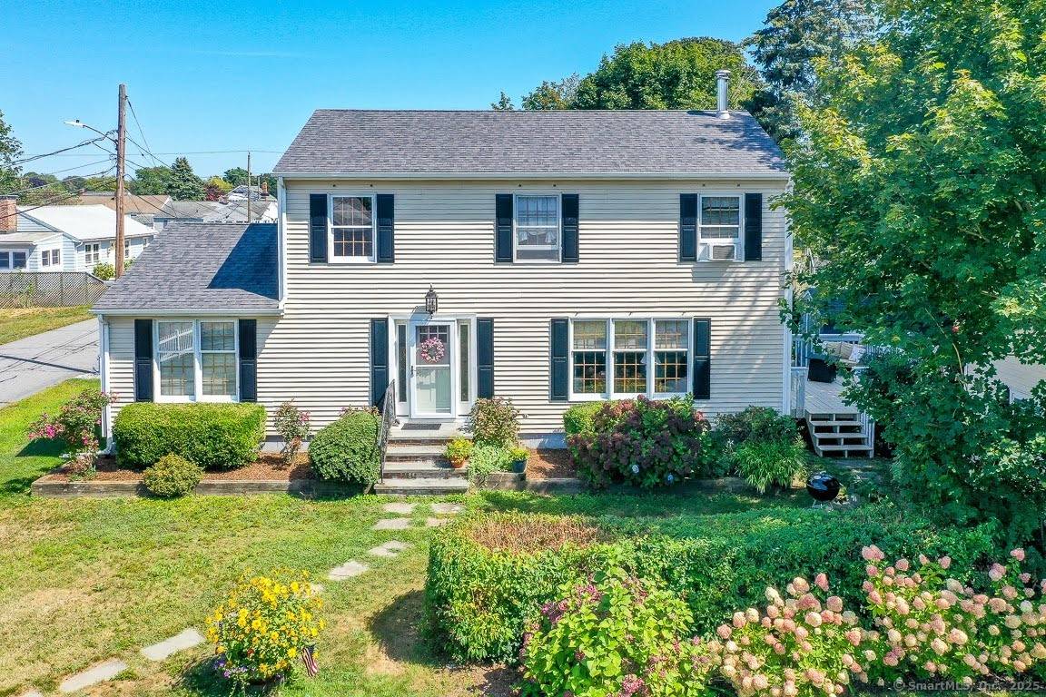 Nestled in the Saybrook Manor Cove beach community, this classic 3 bedroom colonial has a long history and has deeded beach rights to the Saybrook Manor Cove Beach.