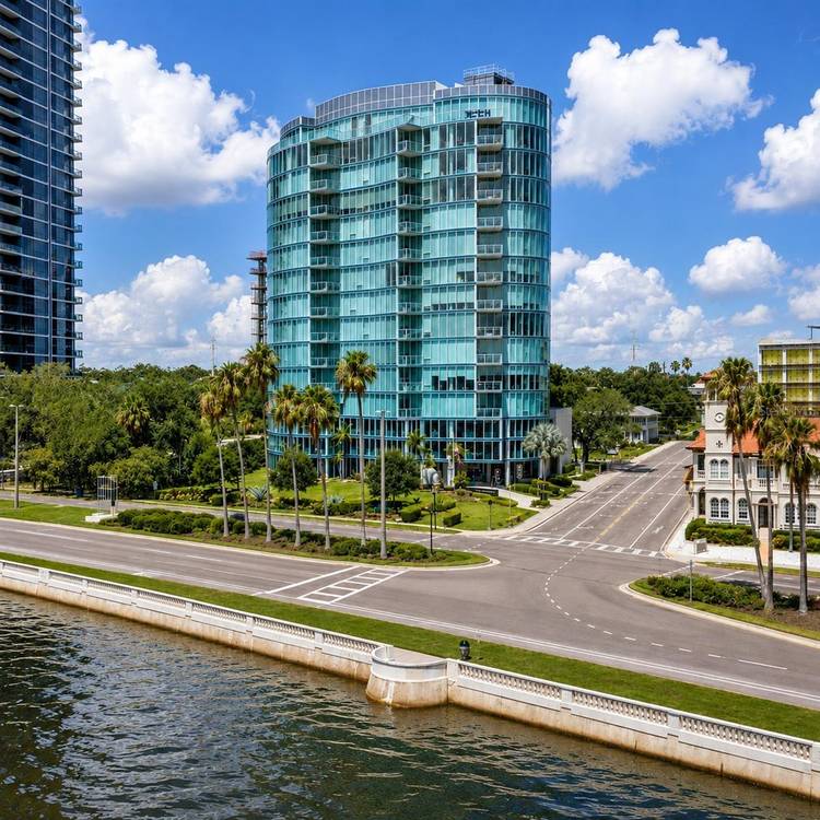 Experience elevated luxury living at Aquatica on Bayshore, where contemporary sophistication meets breathtaking panoramic views overlooking Bayshore Boulevard.