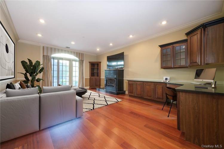 One of Marbury's largest two bedroom units.