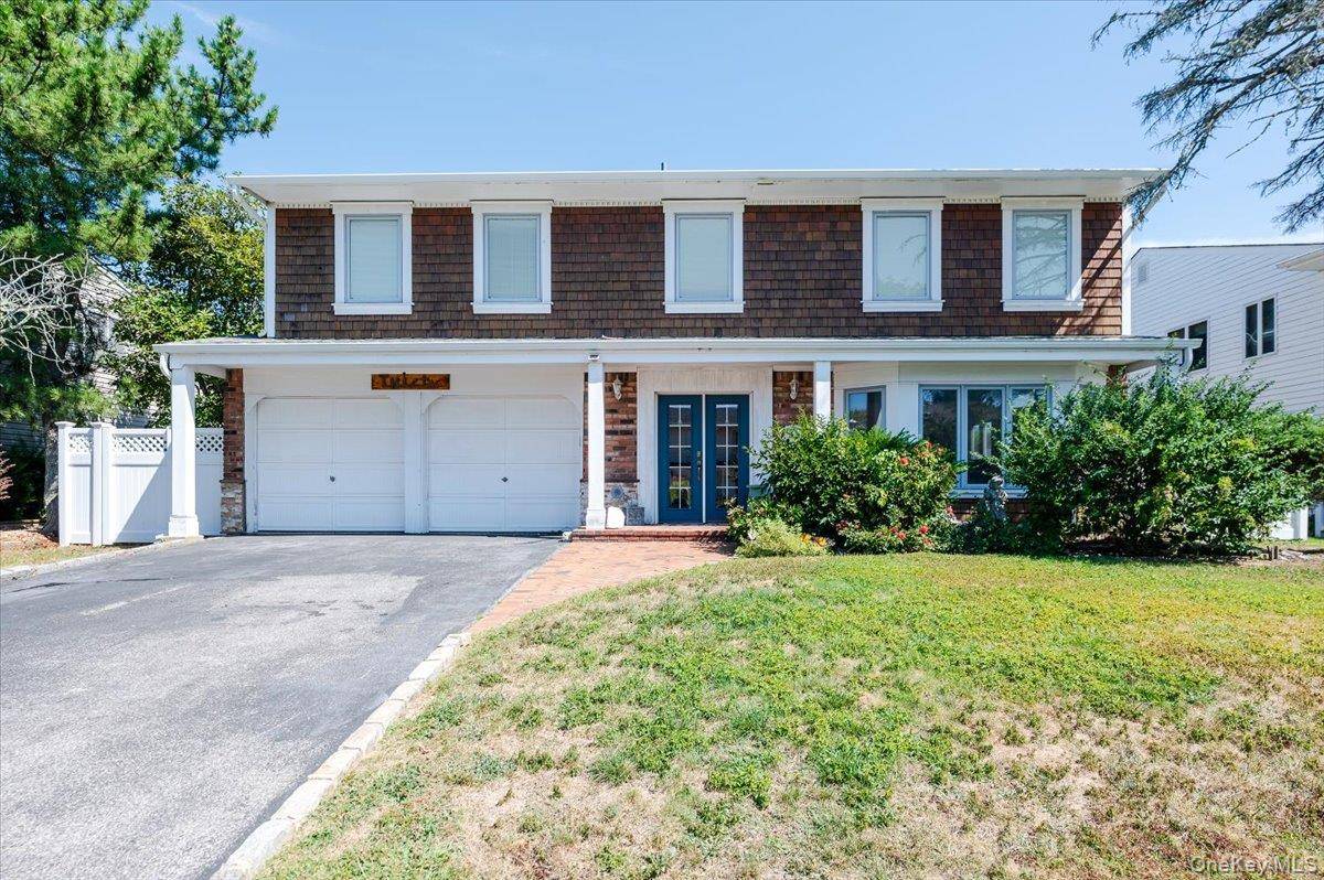 . Welcome to this Lido Beach Splanch style home, nestled in desirable Nickerson Beach area of Lido Beach.