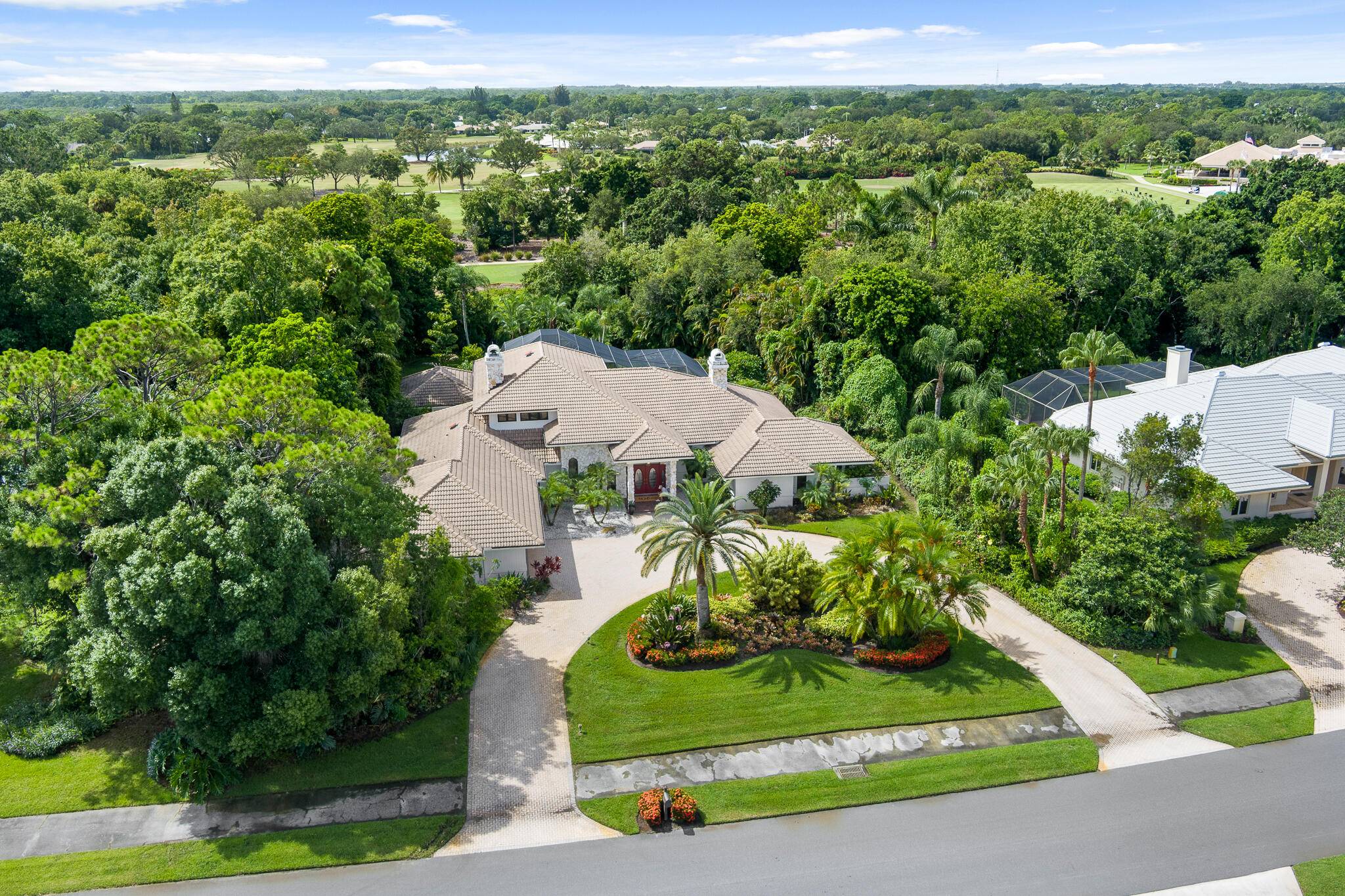 Step into country club living at its finest in this expansive Piper's Landing home with 4, 501 sq ft under air and a layout designed for both comfort and entertainment.