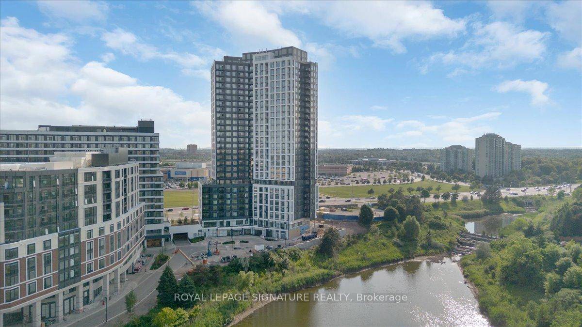 Luxury Living in Daniels Built Barrier Free Condo Erin Mills !