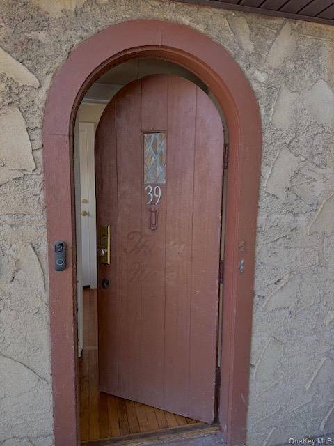 Welcome to your new home in the heart of the beautiful incorporated Village of Floral Park.