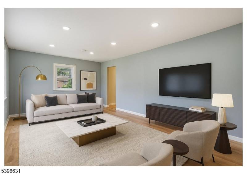 Gorgeous 633 Harrell Ave a beautifully updated single family home featuring charming curb appeal and modern touches throughout.