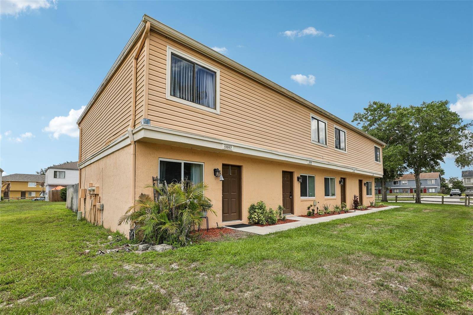 Under contract accepting backup offers.
