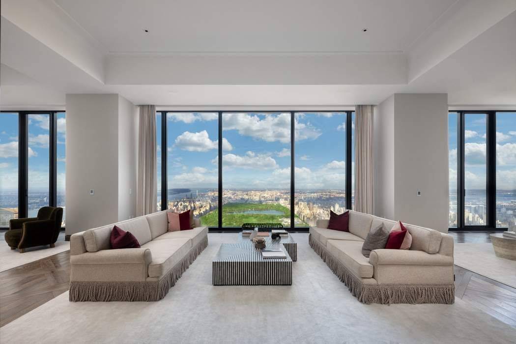 The NEW 111W57 TRIPLEX PENTHOUSE IMMEDIATE OCCUPANCY This spectacular Triplex Penthouse offers 7, 256 interior sq.