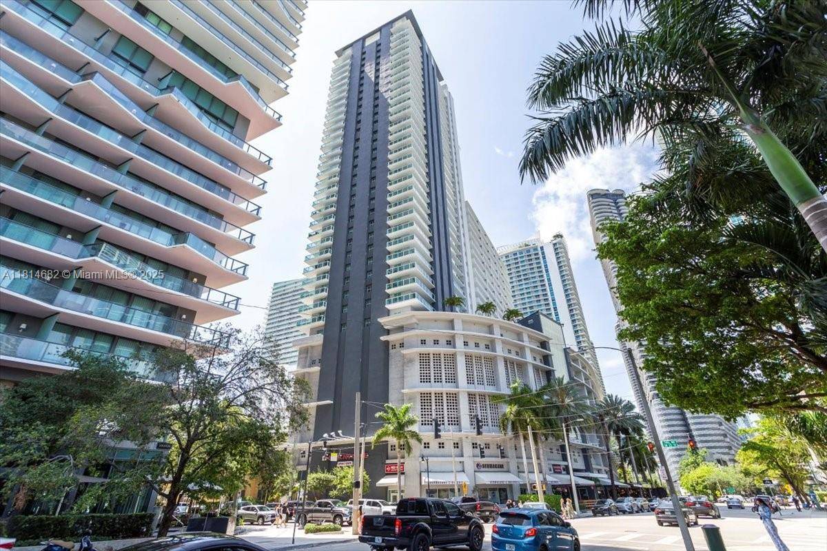 This spacious condo in the most amazing central Brickell location checks all the boxes !