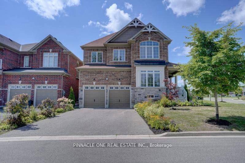Nestled in a sought after neighbourhood, this captivating luxury home offers a seamless blend of sophistication and comfort.