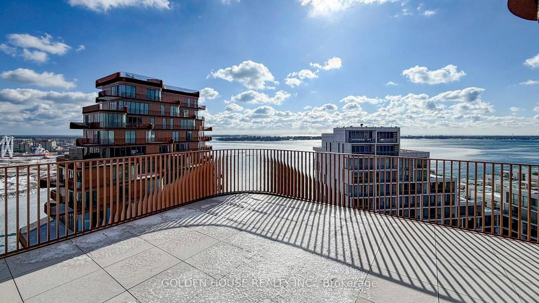 Tridel's Aqualuna Suite On The Lake, with Breathtaking Lake and City view.