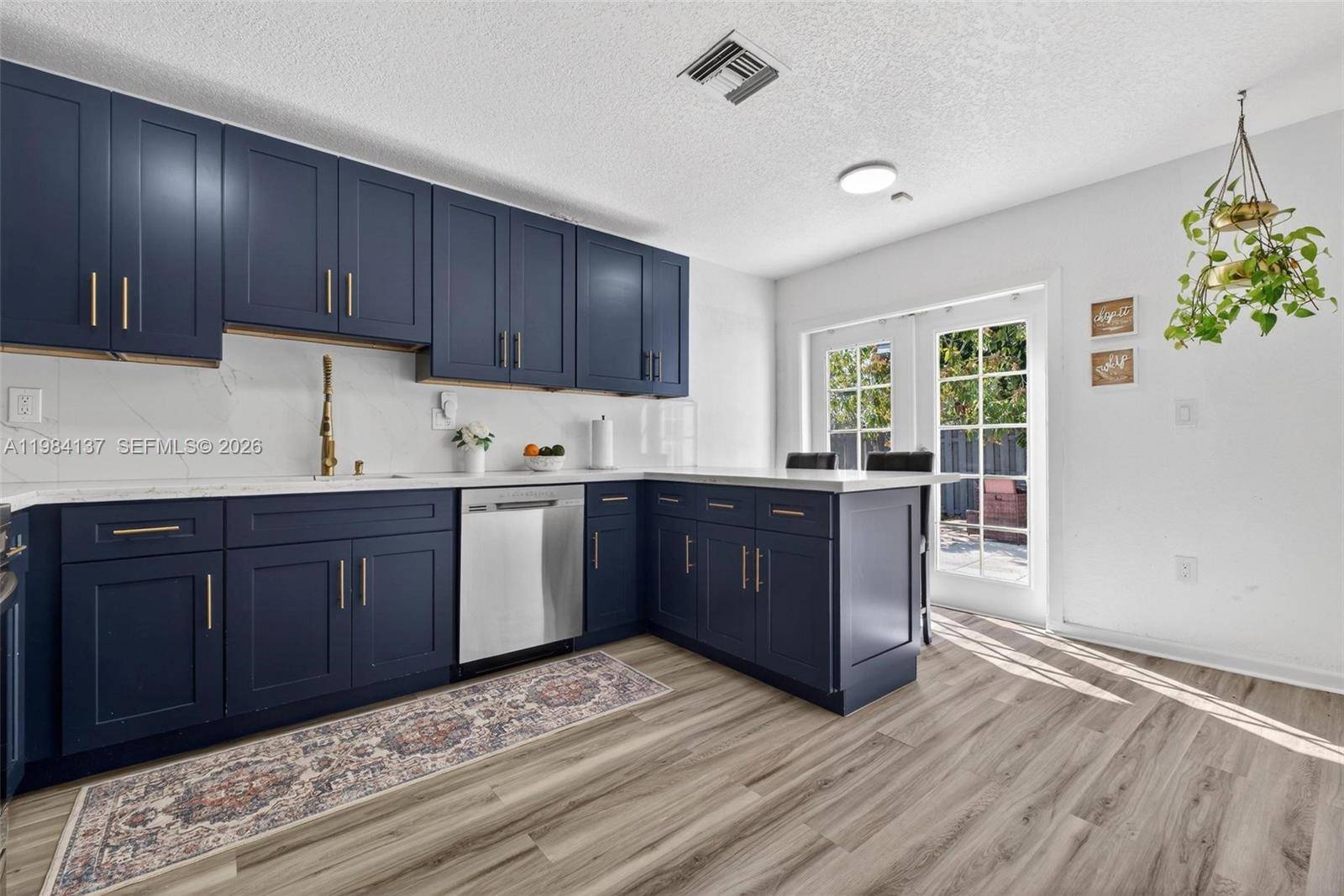 Beautiful and well maintained single family corner home located in the desirable Cutler Bay area.