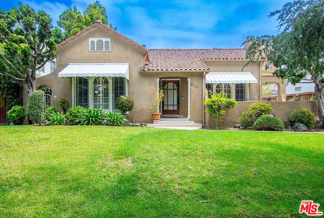 616   Lillian Way 3BR Mid Wilshire La