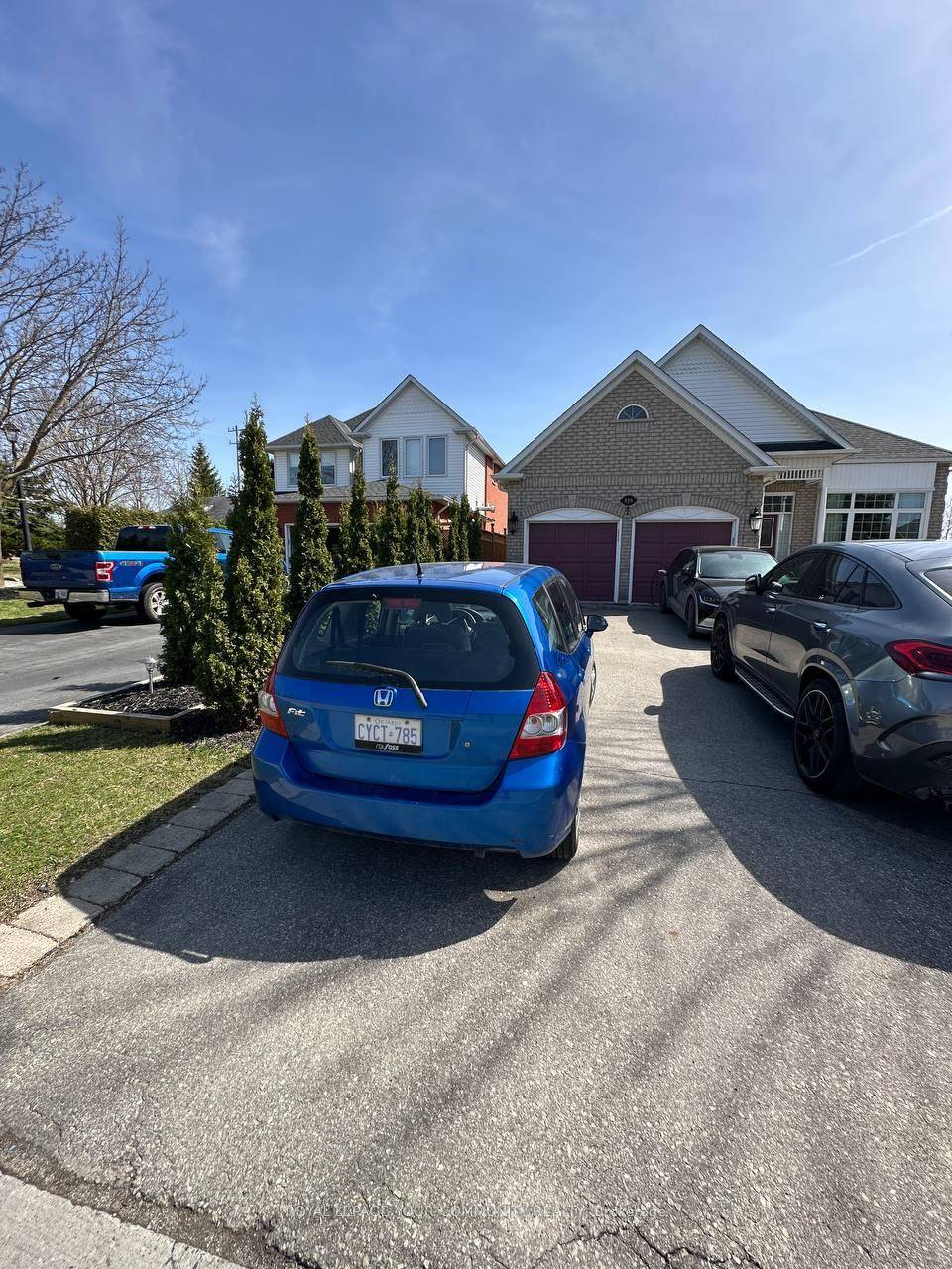 Brand new finished walkout with separate entrance in desirable area in Stone Heaven for lease.