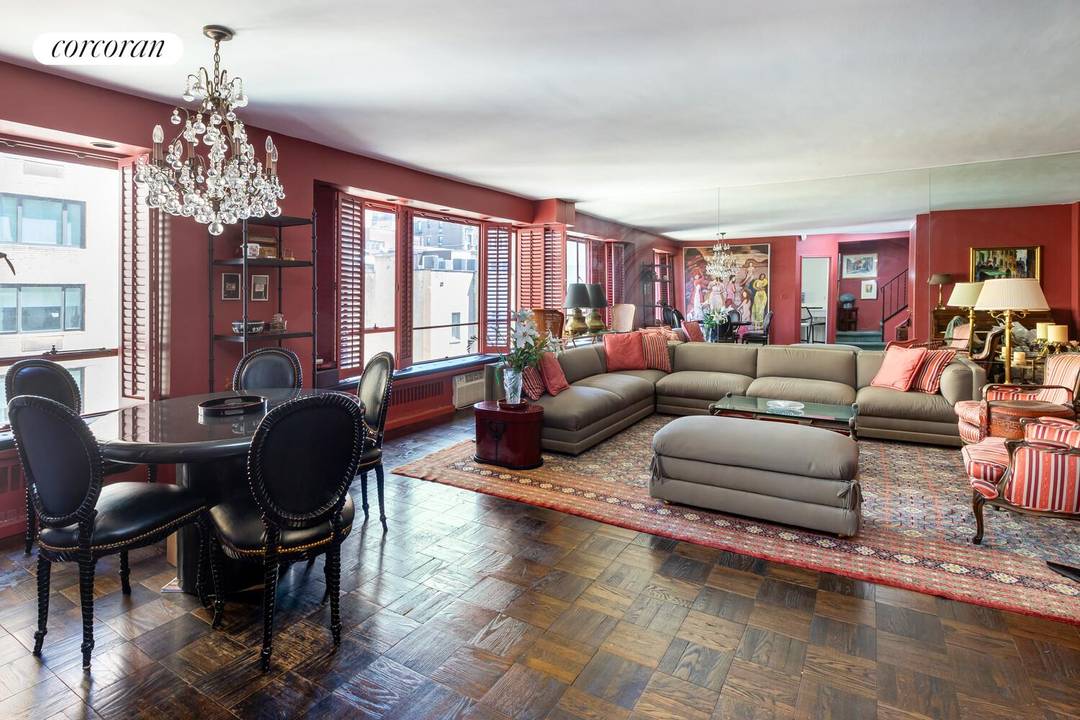 Unique Manhattan living !