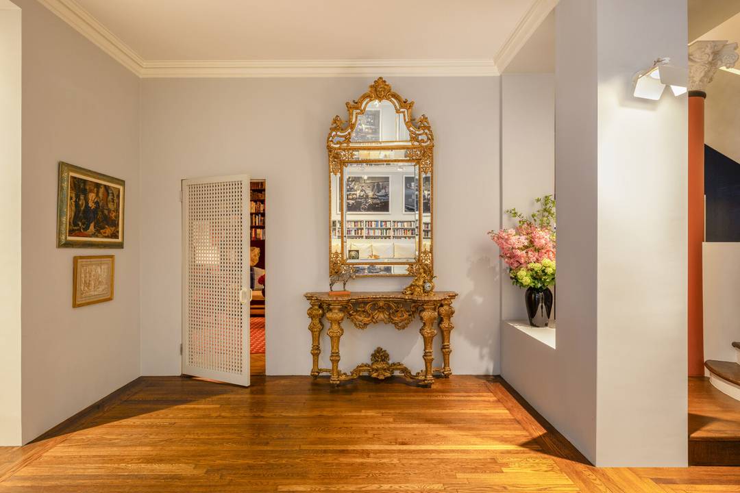 Opportunities like Maisonette C at 775 Park Avenue very rarely come to market.