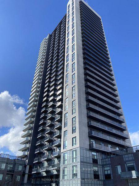 Stunning, Spacious, Sun Filled 1 Bedroom 2 Bath Den South View Unit Located In The Luxurious Building With Top Amenities amp ; In the Heart of Mississauga !