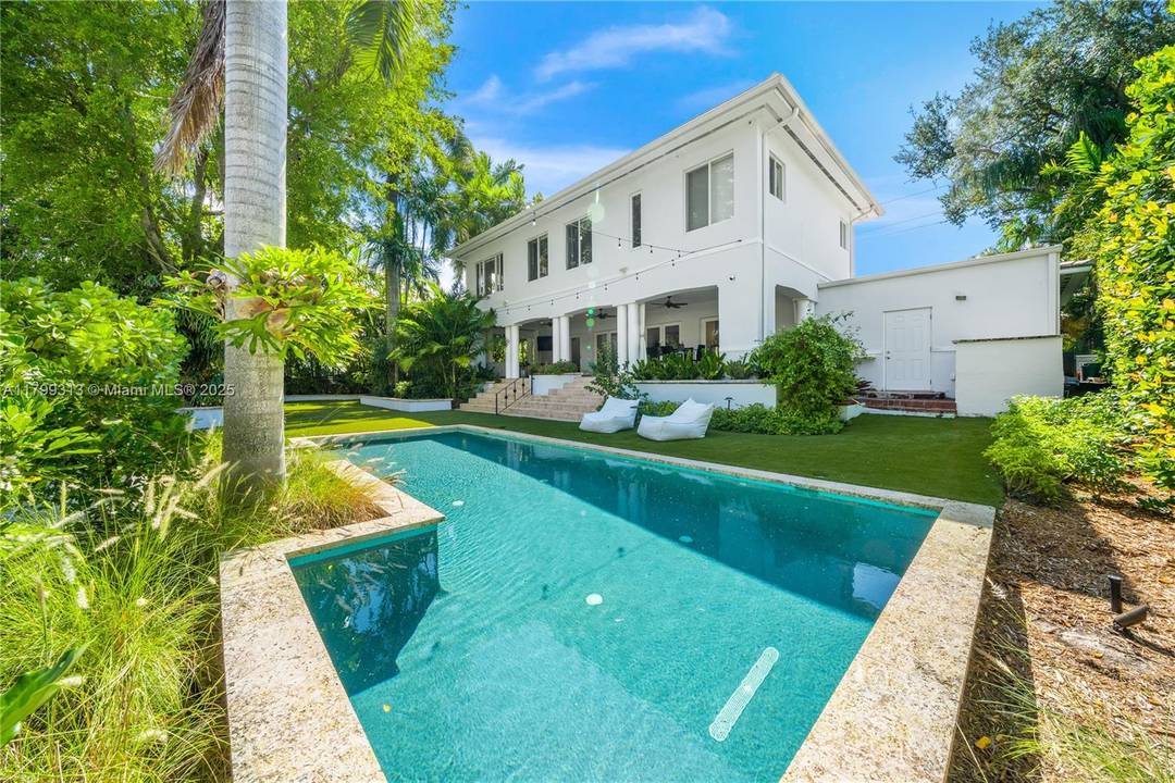 This stunningly remodeled home features 100 of water frontage with Bay access in the heart of Coral Gables, close to everything !