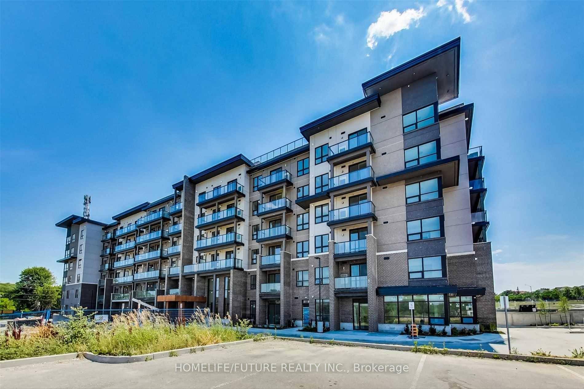 Location ! Location ! Absolutely Stunning, Bright amp ; Spacious 2 Bedroom Condo In An Excelled Location.